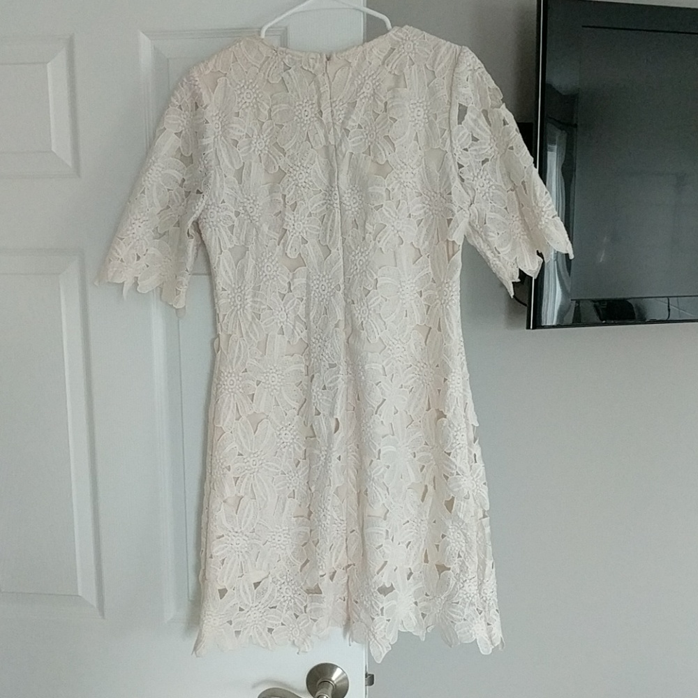 Dress - Picture 3 of 3